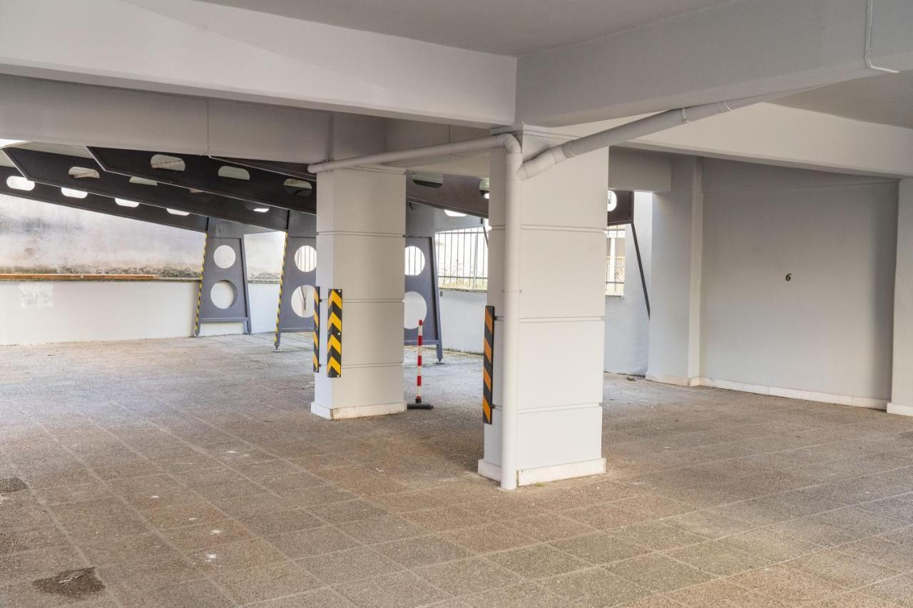 Ferienwohnung The Whole Packet A5 Center With Parking Larissa Exterior foto
